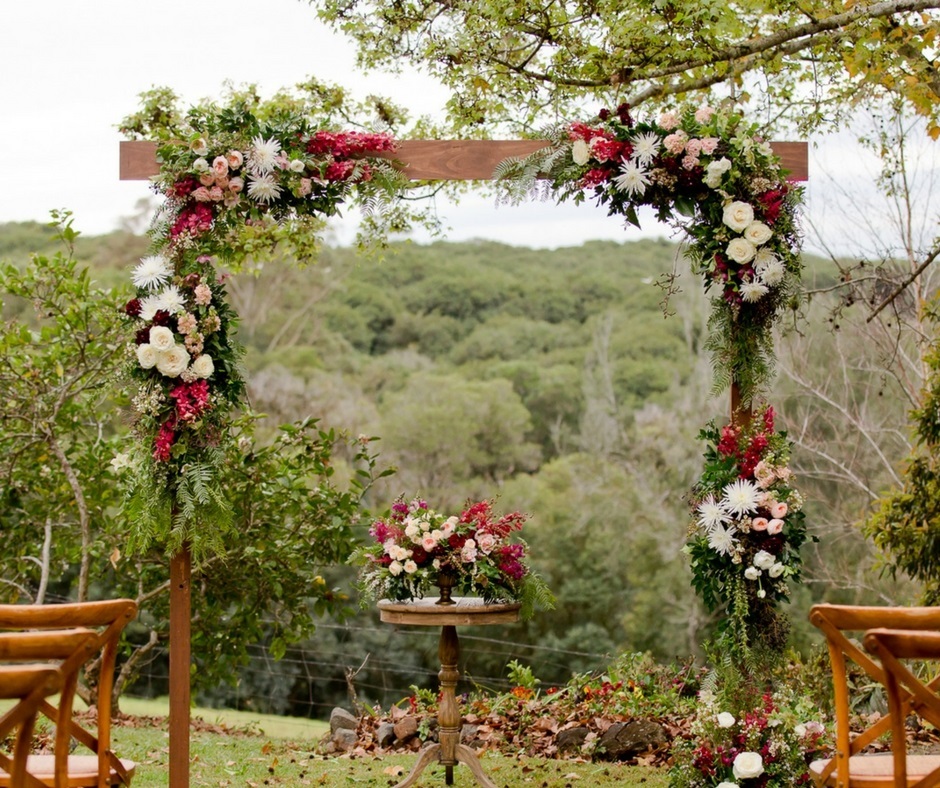 Natural_timber_frame_arbour (1)