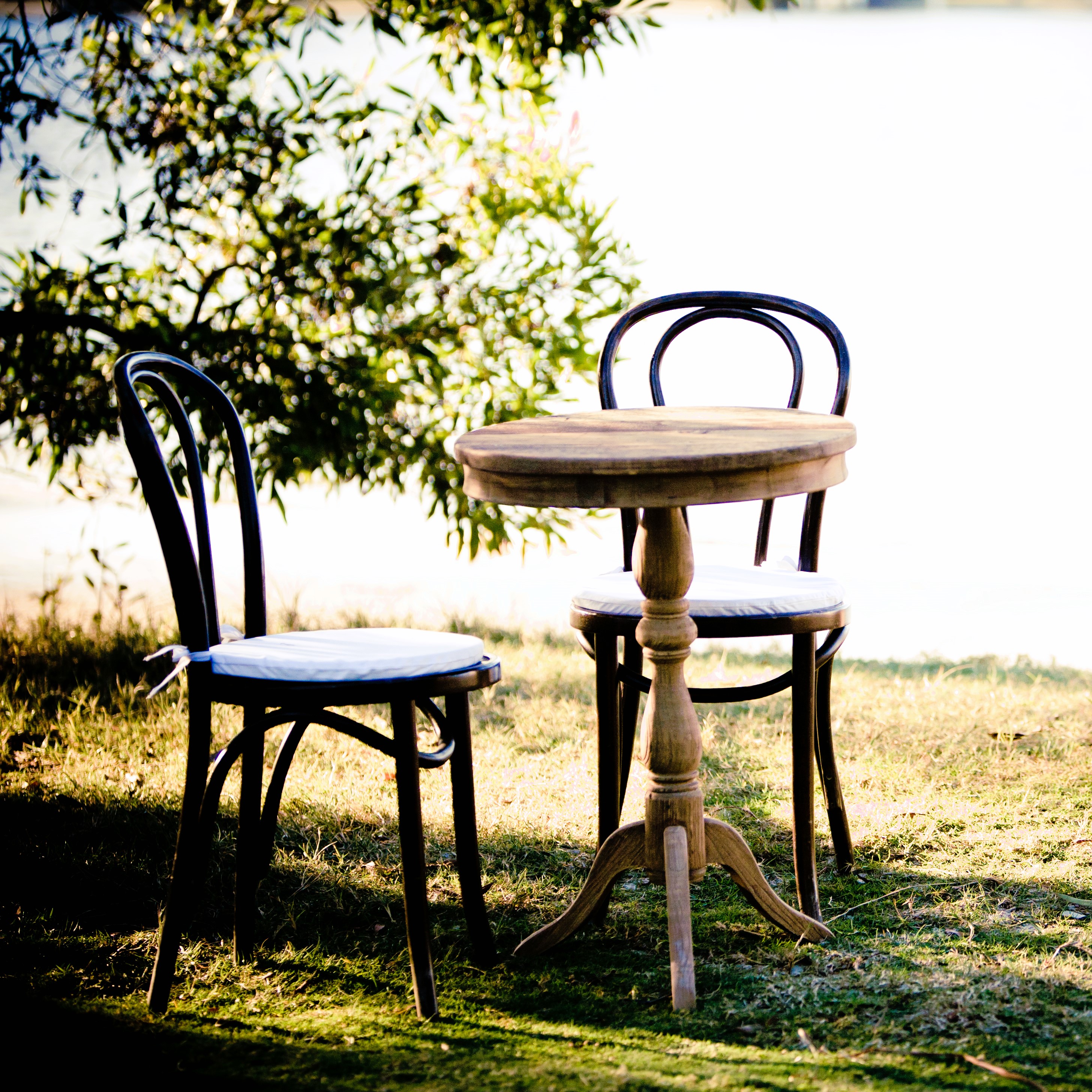 Natural round registry table