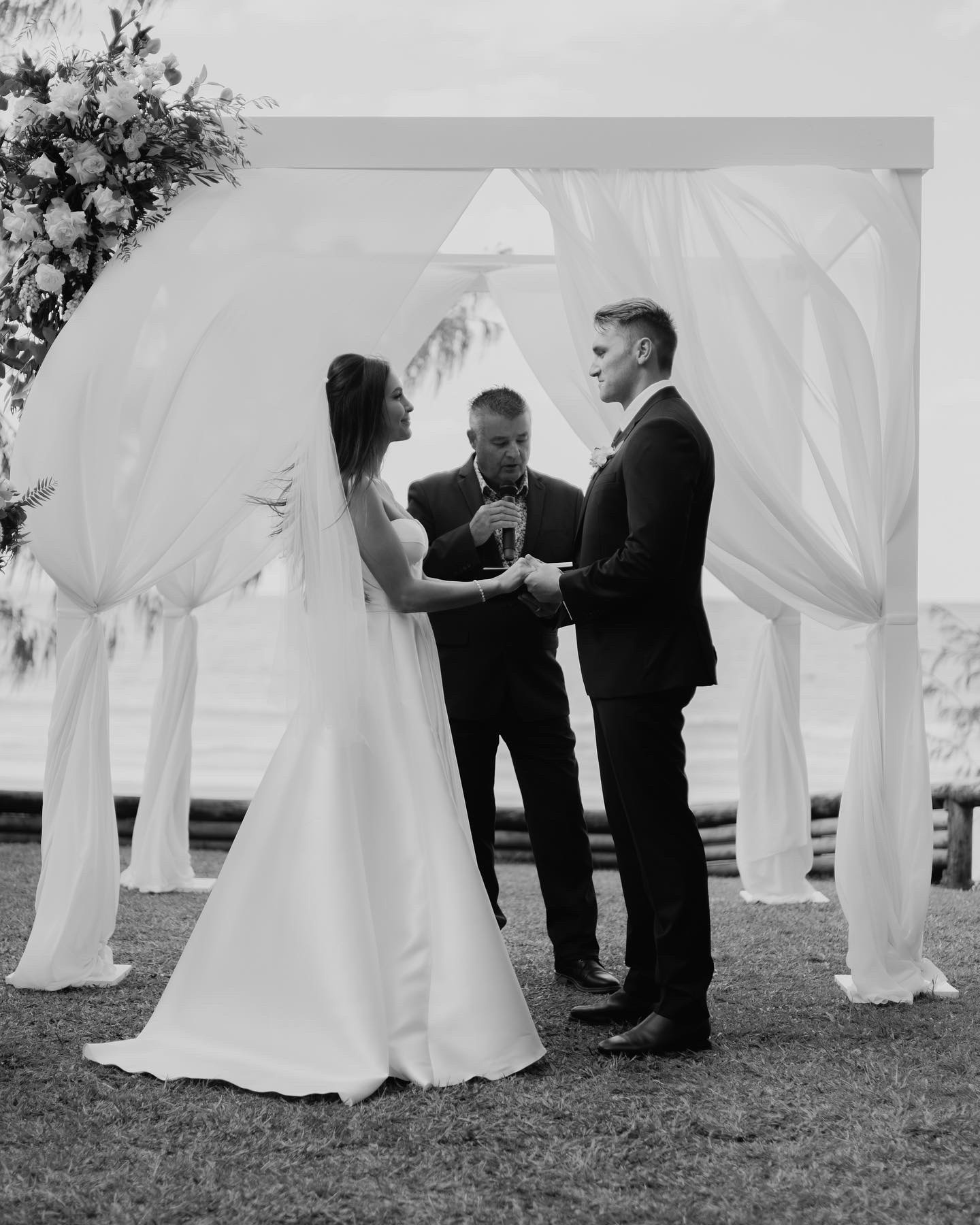 White timber canopy