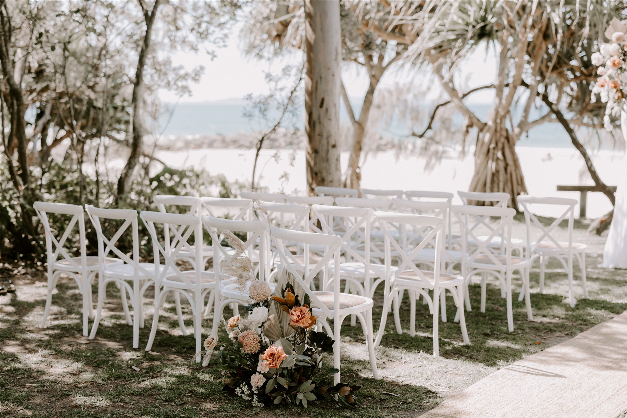 White hampton Chairs - ceremony