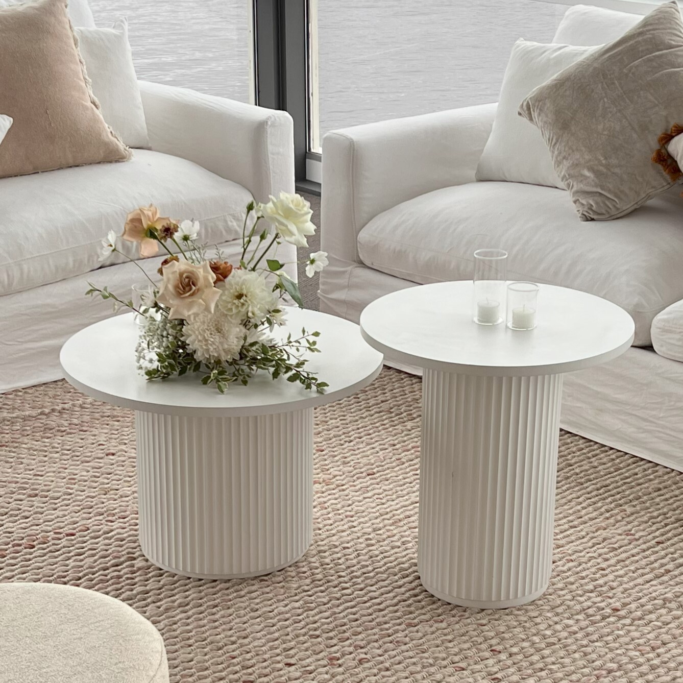 Ribbed_coffee_table_set