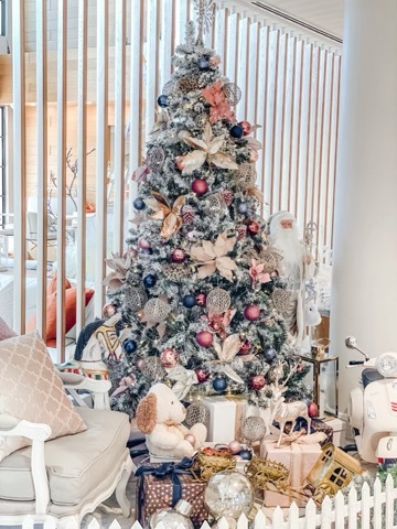 Hire Luxe decorated Christmas Tree 